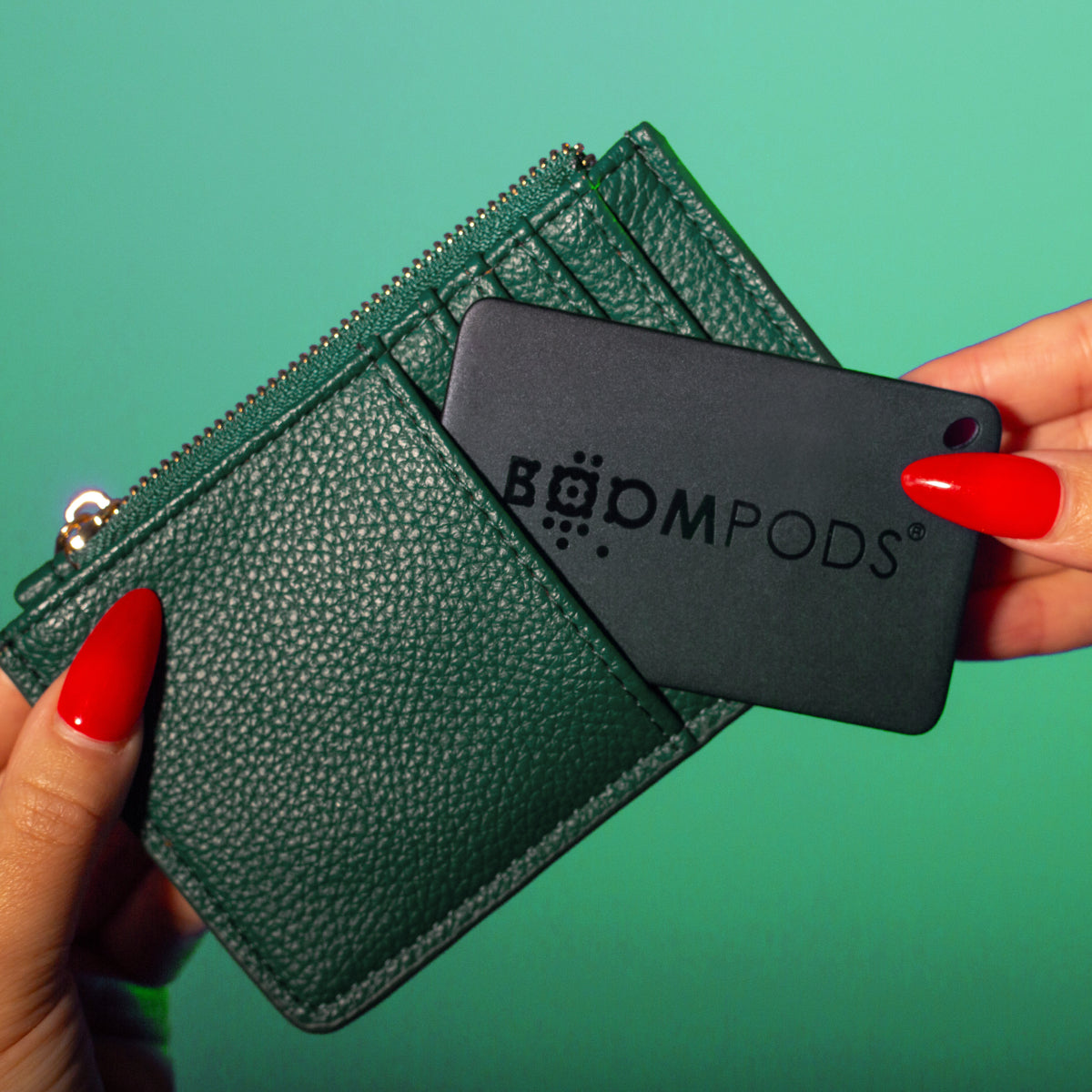 <b>BoomCARD</b> never loose a things again